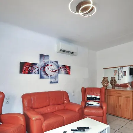 2 Bedroom Gorgeous In Amelie-les-bains * Amélie-les-Bains-Palalda